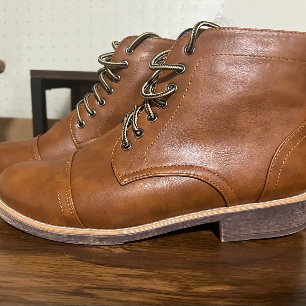 Tan Leather Ankle Boots with Rounded Toe and Contrast Laces - Picture 2 of 4
